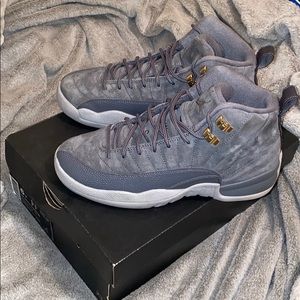 Grey Air Jordan 12 Retro size 6y